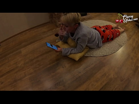 ❤️ משוגע בלאָנדע סאַקינג ריזיק דיק סאַקינג און באַונסינג אויף עס - אַנאַל געשלעכט האָמעמאַדע פּאָרן ביי אונדז